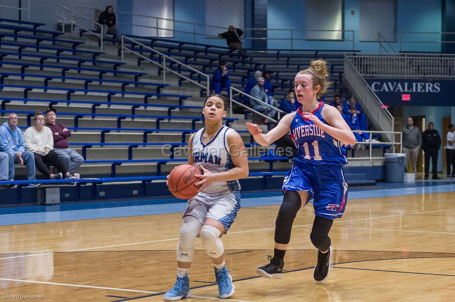 VarLadiesBBvsRiverside 90.jpg